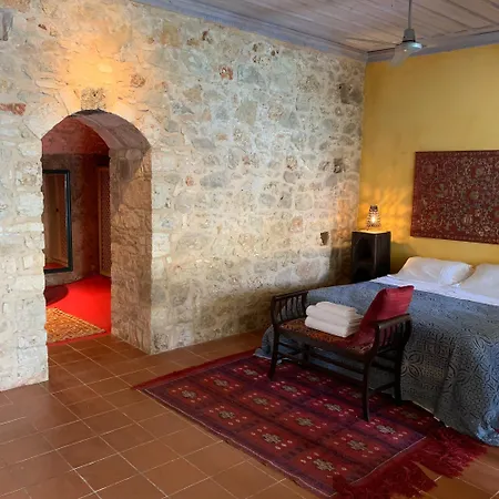 Mediterraneo Hotel *